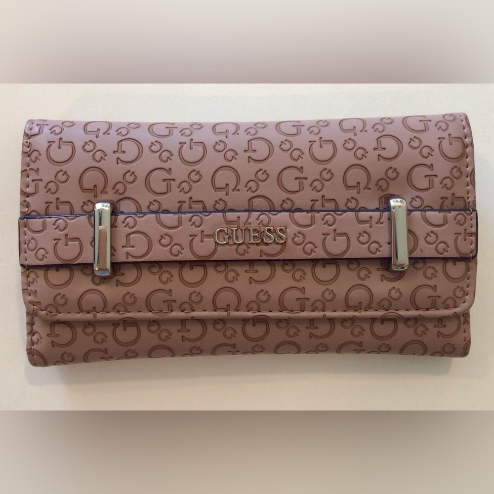GUESS Ophelea Trifold Wallet Dusty Mauve Logo Print Slim Clutch SE911051 Nice!